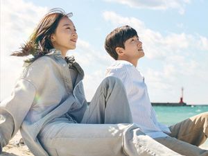 7 Drakor Ongoing Desember 2023, Pecinta Komedi Romantis Merapat! 7 Drakor Ongoing Desember 2023, Pecinta Komedi Romantis Merapat!