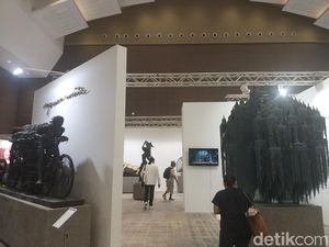 Art Jakarta 2023 Dibuka Lebih Energik, Kukuhkan Posisi di Panggung Seni Dunia Art Jakarta 2023 Dibuka Lebih Energik, Kukuhkan Posisi di Panggung Seni Dunia