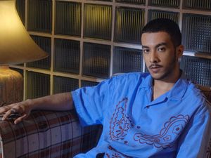 Aziz Hedra Isi Line Up Festival Cahaya Kebaikan Aziz Hedra Isi Line Up Festival Cahaya Kebaikan