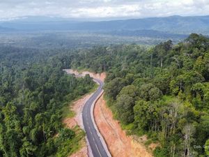 PUPR Bangun Jalan Trans Papua Segmen Mamberamo-Elelim 50 Km Rp 3,3 T PUPR Bangun Jalan Trans Papua Segmen Mamberamo-Elelim 50 Km Rp 3,3 T