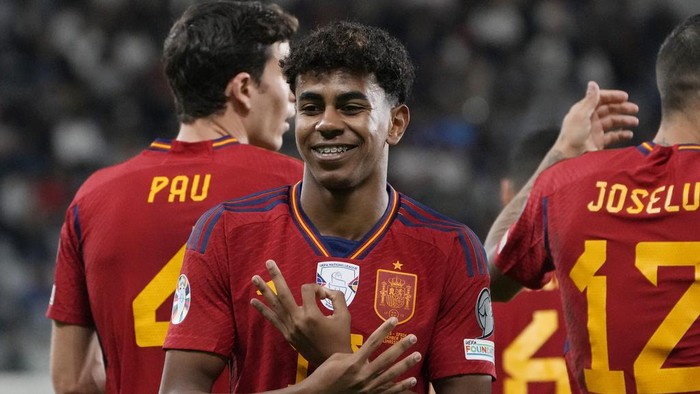 Spains Lamine Yamal celebrates after scoring his sides first goal during an Euro 2024 group A qualifying soccer match between Cyprus and Spain, at the Alphamega Stadium stadium in Limassol, Cyprus Thursday, Nov. 16, 2023. (AP Photo/Petros Karadjias)