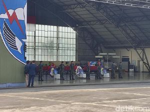4 Jenazah Awak Super Tucano Jatuh di Pasuruan Disalati di Lanud Abd Saleh 4 Jenazah Awak Super Tucano Jatuh di Pasuruan Disalati di Lanud Abd Saleh