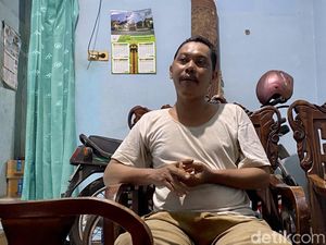 Omzet Perajin Tempe di Surabaya Turun Imbas Harga Kedelai Melambung Omzet Perajin Tempe di Surabaya Turun Imbas Harga Kedelai Melambung