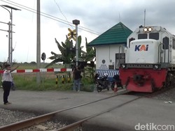 Tragis, Remaja Tunarungu Tewas Tertabrak KA Saat Atur Lalu Lintas