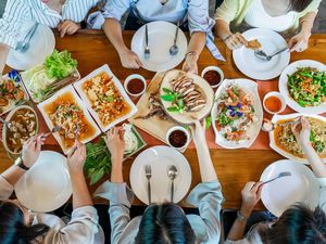 Rekomendasi 15 Restoran Keluarga di Jakarta Barat, Bisa Pesan Dulu Ya Rekomendasi 15 Restoran Keluarga di Jakarta Barat, Bisa Pesan Dulu Ya