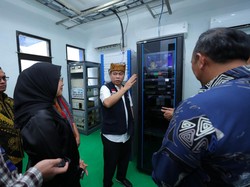 Menkominfo Resmikan Pemancar Digital TVRI di Banyuwangi