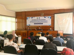 Diskominfotik Beri Pelatihan Jurnalistik ke Anggota KIM Kota Pasuruan