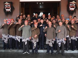 Kali Pertama Ada Upacara Pelepasan Purna Tugas Kades di Kebumen