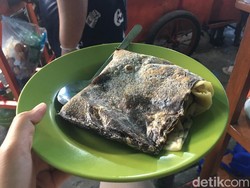 Sensasi Manis Gurih Roti Canai Karmen Surabaya yang Memikat Lidah