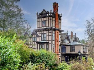 Rumah Antik Ini Dijual Rp 100 M, Begini Penampakannya Rumah Antik Ini Dijual Rp 100 M, Begini Penampakannya