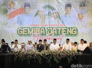 Hadiri GEMIRA Jateng Berselawat, Muzani Ajak Warga Demak Dukung Palestina