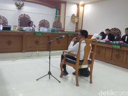 Draf Tarif SPI Unud Didapat Yusnantara dari Biro Perencanaan dan Keuangan