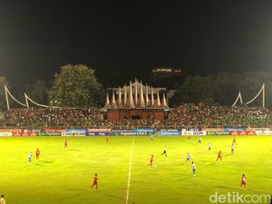 Semen Padang FC Vs PSPS Riau, Kabau Sirah Ditahan Imbang 1-1 Semen Padang FC Vs PSPS Riau, Kabau Sirah Ditahan Imbang 1-1