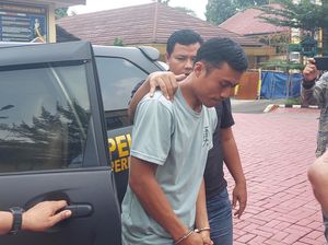 4 Fakta Dalih Iseng OB SMA di Bogor Pelaku Begal Payudara Siswi SD 4 Fakta Dalih Iseng OB SMA di Bogor Pelaku Begal Payudara Siswi SD