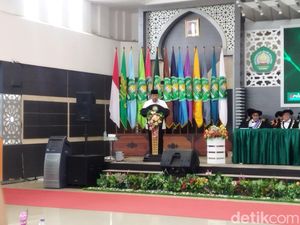 Datang ke Unisma, Prabowo: Nampaknya Saya Memang Cocok Sama NU Datang ke Unisma, Prabowo: Nampaknya Saya Memang Cocok Sama NU