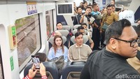 Lanjut Kunjungan ke Medan, Gibran Puji Kereta Bandara: Kayak di Luar Negeri
