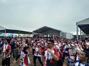 Kelar Lari di CT Arsa Charity Fun Run, Recharge Energi Nonton Maliq & Dessentials Kelar Lari di CT Arsa Charity Fun Run, Recharge Energi Nonton Maliq & Dessentials