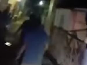 Awal Mula Wanita Rekam Penampakan Diduga Poppo-Bikin Warga di Gowa Histeris Awal Mula Wanita Rekam Penampakan Diduga Poppo-Bikin Warga di Gowa Histeris