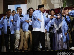 Prabowo Ungkap Kisah di Balik Joget Khasnya: Itu dari Eyang & Ayah Saya