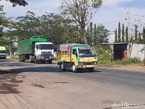 Sempat Macet Parah, Lalin di Pantura Pati-Rembang Mulai Lancar Sempat Macet Parah, Lalin di Pantura Pati-Rembang Mulai Lancar