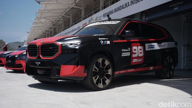 Lini BMW M dipilih oleh Pertamina untuk ajang Pertamax Turbo Ultimate Experience di Sirkuit Pertamina Mandalika pada Minggu (18/11/23)