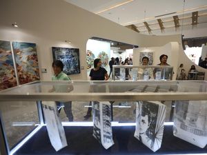 Melihat Keindahan Puluhan Karya di Art Jakarta 2023