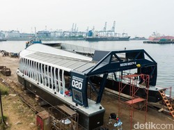 Wih! Ternyata Segini Harga Kapal Pembersih Sampah Sungai Sumbangan Coldplay