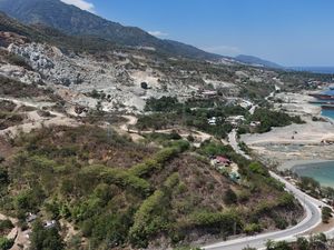 Penampakan Tambang Galian C di Teluk Palu