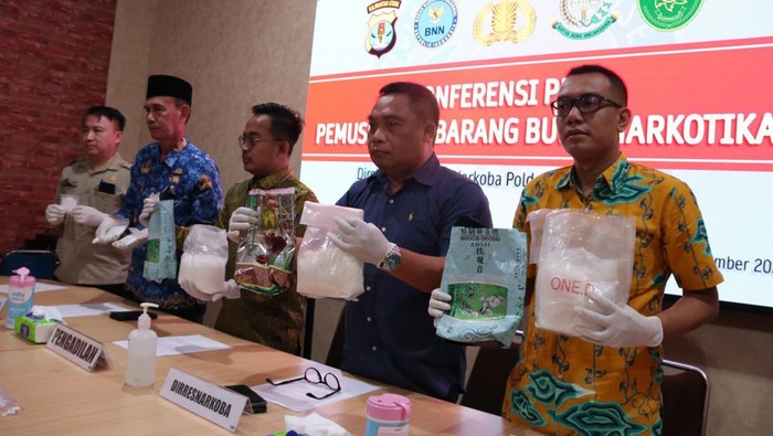 Polda Kaltara di saat rilis pemusnahan sabu.