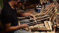 Menilik Pembuatan Angklung Daeng Soetigna di Bale Angklung Bandung