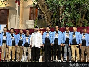 Prabowo Terharu Terima Dukungan Relawan Matahari Pagi