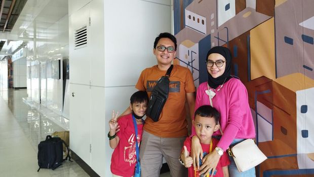 Stasiun kereta cepat Whoosh ramai penumpang, Sabtu (18/11/2023) pagi ini