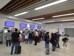 Semenit Berharga bagi Syifa yang Terlambat Naik Kereta Cepat Whoosh