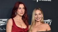 Duet Maut! Dua Lipa dan Margot Robbie Bak Barbie Betulan