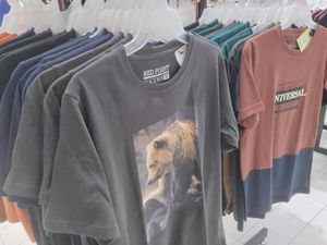 Murah Meriah! Beli Baju di Transmart Full Day Sale Serba Rp 40 Ribuan