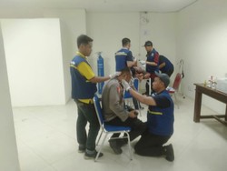 6 Polisi Luka Dilempar Batu Saat Ricuh Usai Laga Gresik United vs Deltras FC