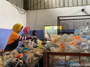 Pusat Daur Ulang Sampah di Surabaya Kelola 7 Ton Sampah Perhari
