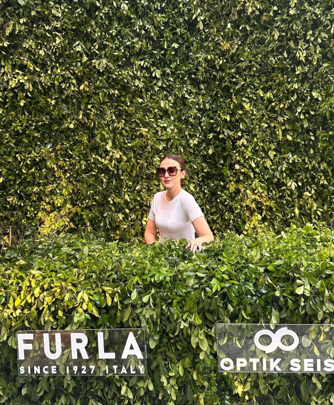 Rianti Cartwright di Private Viewing Furla Fall/Winter 2023