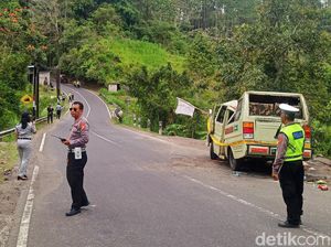 Sopir Minibus Tewaskan 6 Orang Mengaku Lalai, Ngebut di Atas 80 Km/Jam Sopir Minibus Tewaskan 6 Orang Mengaku Lalai, Ngebut di Atas 80 Km/Jam