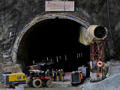 Seminggu Terowongan Ambruk di India, Puluhan Pekerja Masih Terjebak
