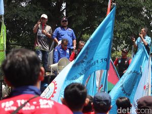 Reaksi Pj Gubernur Jabar soal Buruh Bakal Turun Lagi ke Jalan Reaksi Pj Gubernur Jabar soal Buruh Bakal Turun Lagi ke Jalan