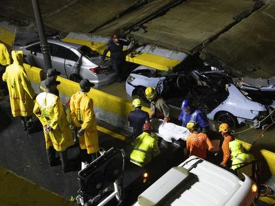 Dinding Terowongan Ambruk Timpa Mobil di Republik Dominika