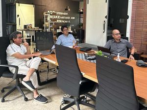 Dua Dewan Pakar TKN Belajar Reformasi Birokrasi ke Alex Denni