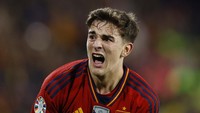 Gavi (Spanyol). Euro 2024 tampaknya tidak bakal disemarakkan pemain muda Barcelona ini. Kekesalan Barca saat Gavi cedera ACL di laga kualifikasi November lalu turut bikin federasi sepakbola Spanyol takkan memanggilnya lagi tahun ini. Foto: REUTERS/JUAN MEDINA