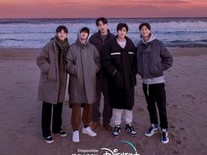 8 Foto Geng Artis Korea Paling Eksis, V BTS Hingga Lisa BLACKPINK