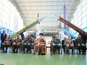 Iran Luncurkan Rudal Hipersonik Terbaru Fattah II