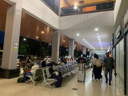 Ribuan Warga Naik KA dari Stasiun Malang Saat Long Weekend