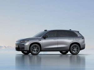 Terdaftar di Indonesia, Mobil Listrik China Leapmotor C10 Bisa Tempuh 530 Km Terdaftar di Indonesia, Mobil Listrik China Leapmotor C10 Bisa Tempuh 530 Km