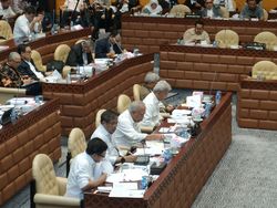 Menteri PUPR: Stadion Kanjuruhan Akan Direnovasi Total, Akses Tangga-Rumput