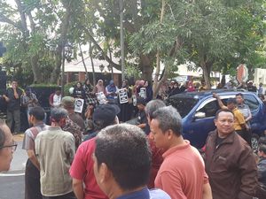Pedagang Wadul ke Pj Bupati Bojonegoro Minta Pasar Tradisional Dibangun Pedagang Wadul ke Pj Bupati Bojonegoro Minta Pasar Tradisional Dibangun